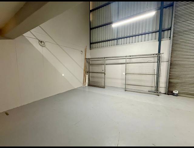 284M² INDUSTRIAL YARD FOR SALE IN SHAKAS HEAD